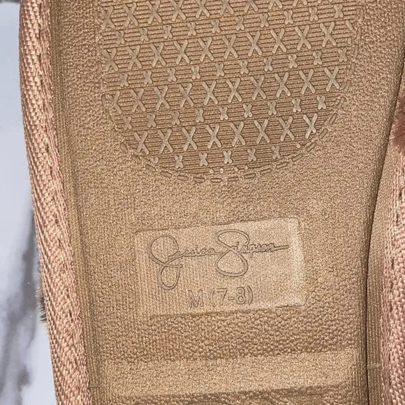 Jessica simpson leopard print slippers with black puff! Size M 7-8 - Picture 9 of 10